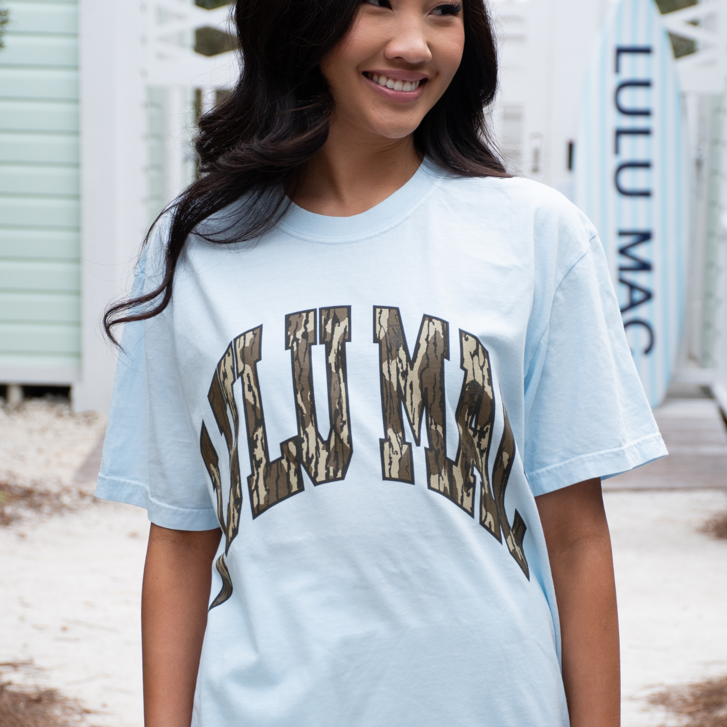 Women’s Lulu Mac-MO-1000  Mossy Oak Bottomland Adult Chambray Comfort Colors Mossy Oak Tee