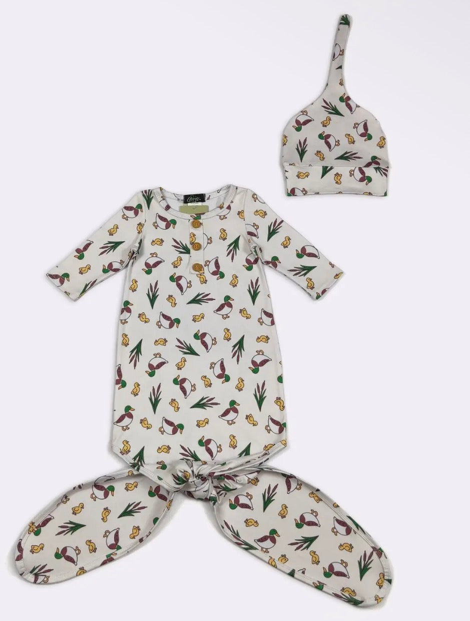 Mallard Duckling Knotted Gown & Gat Boy