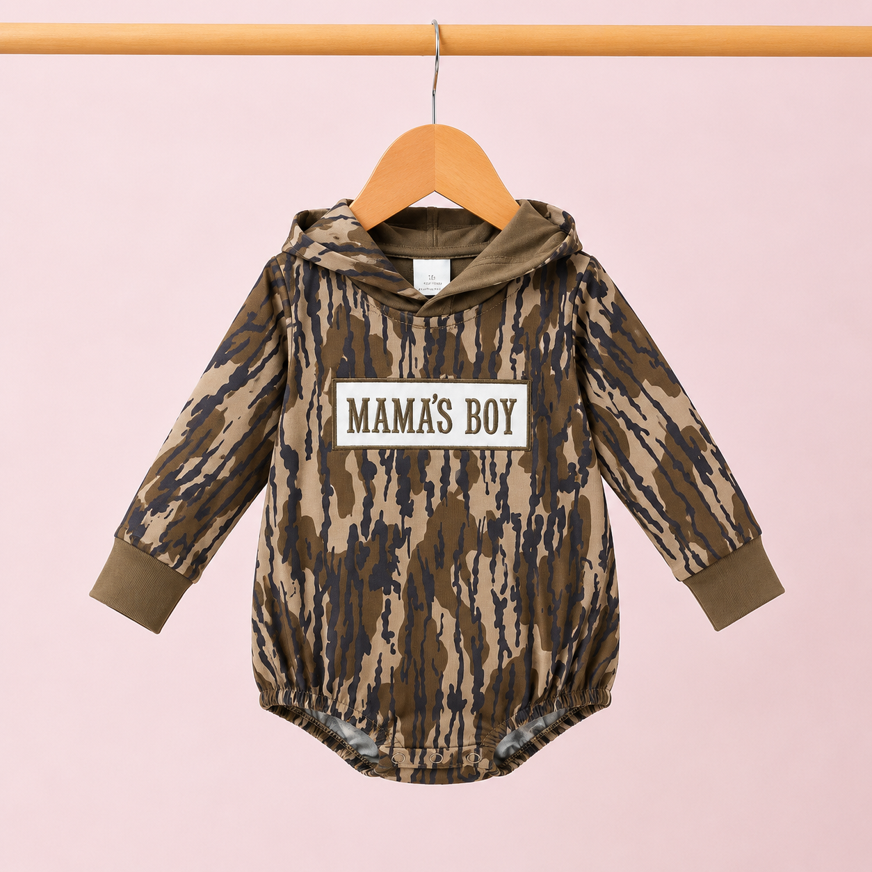 Camo ‘Mama’s Boy” Longsleeve hooded bubble