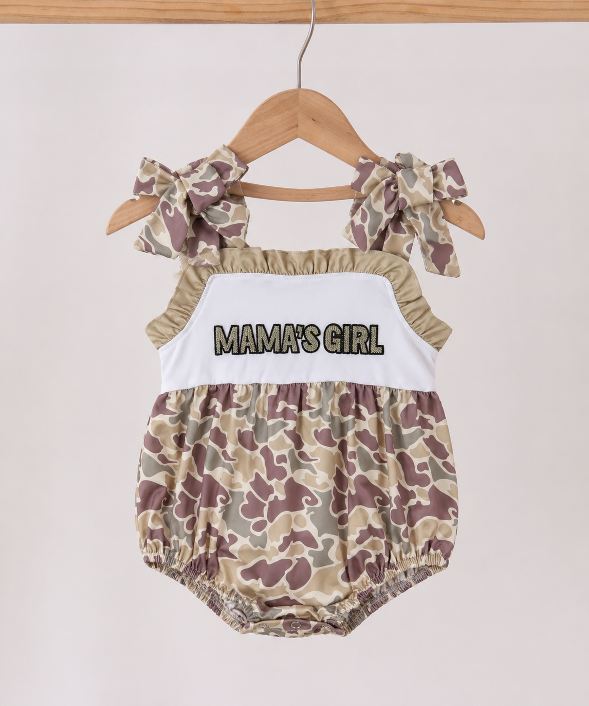 “Mama’s Girl” Camo Embroidered Tie Bubble